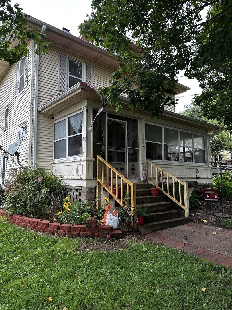 407 N Genesee St., Morrison, IL 61270