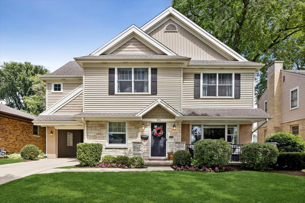 575 S Fern Ave., Elmhurst, IL 60126