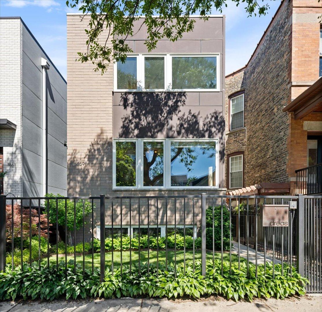 1859 N Albany Ave., Chicago, IL 60647