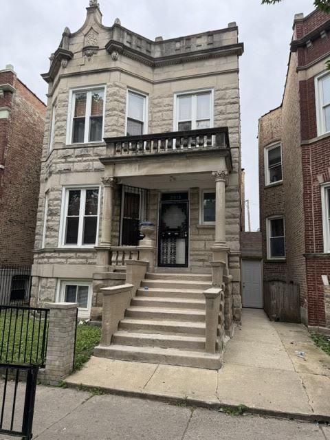 3919 W Monroe St., Chicago, IL 60624