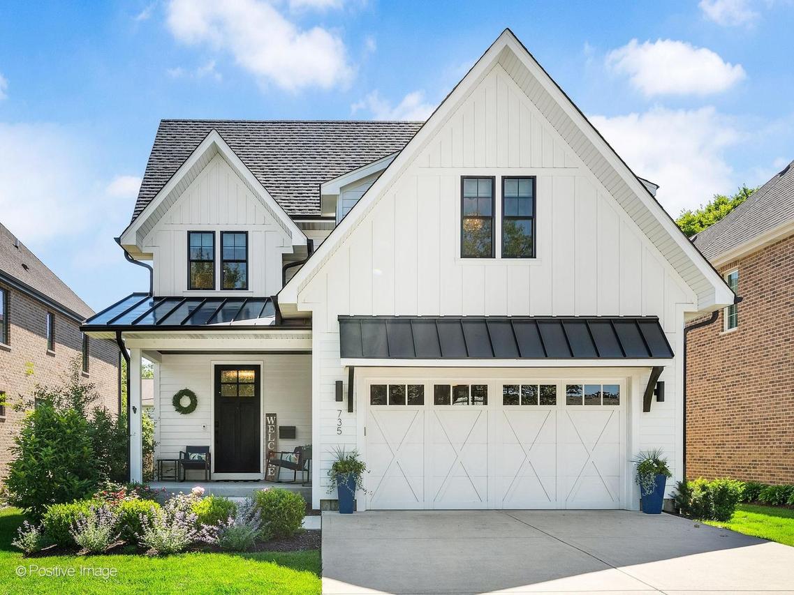 735 S Bryan St., Elmhurst, IL 60126