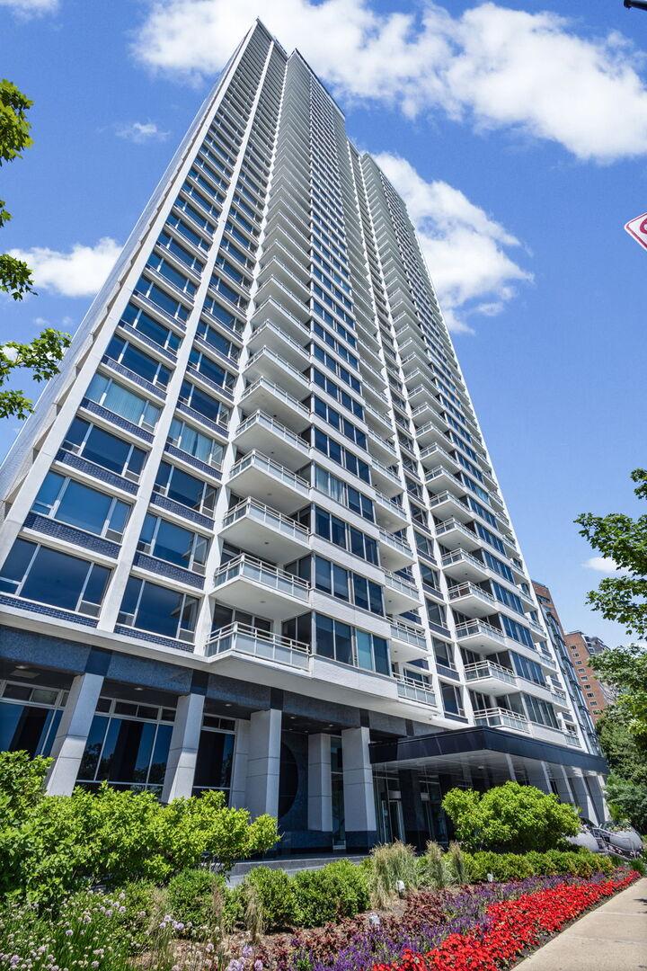 1300 N Lake Shore Dr. #9A, Chicago, IL 60610