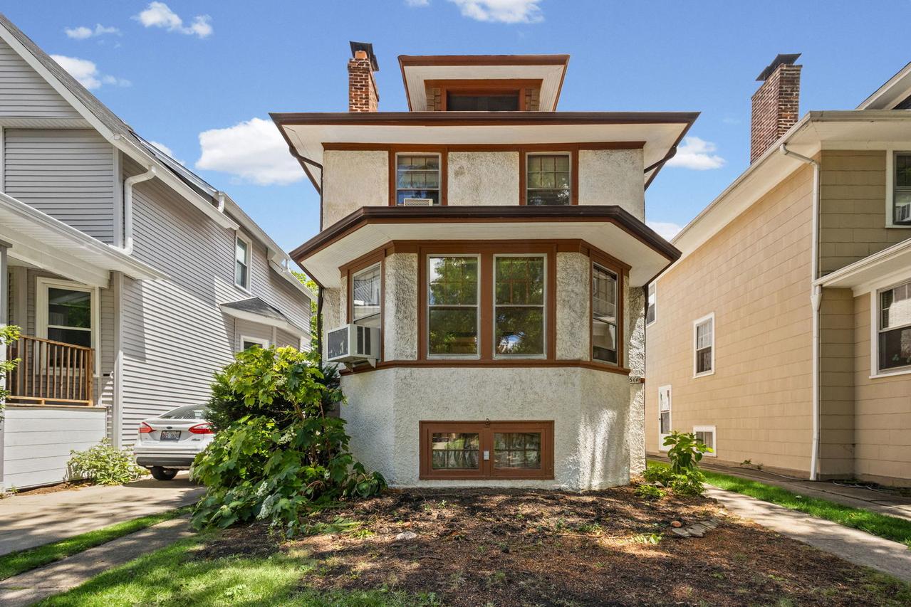 614 N Humphrey Ave., Oak Park, IL 60302