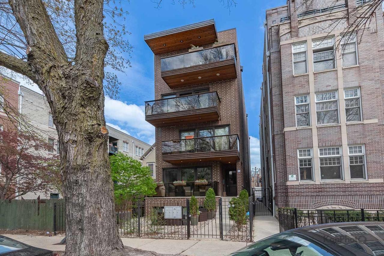 3839 N Ashland Ave. #2, Chicago, IL 60613