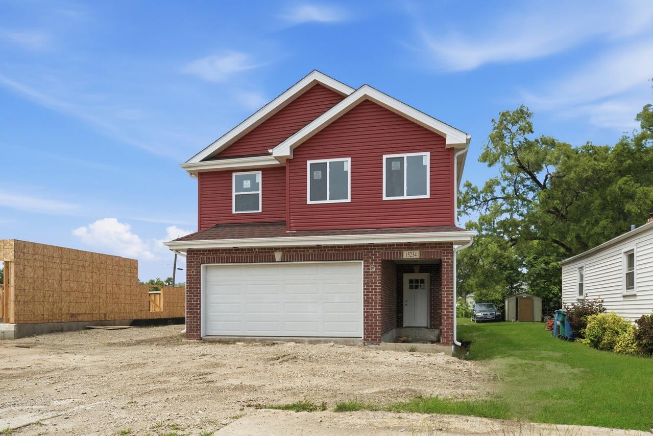 15234 7th Ave., Phoenix, IL 60426