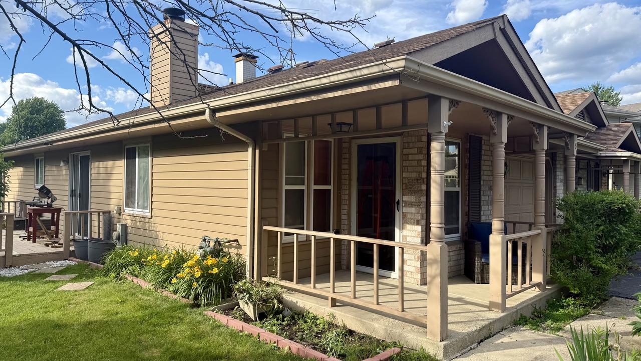 151 Pier Ct., Naperville, IL 60565