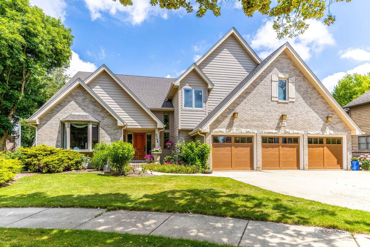 2768 Glendower Ter., Elgin, IL 60124