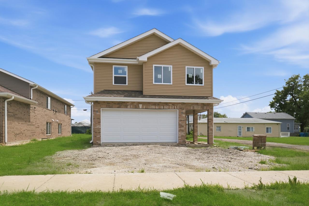 15251 7th Ave., Phoenix, IL 60426