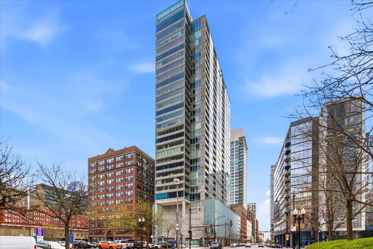 611 S Wells St. #1110, Chicago, IL 60607