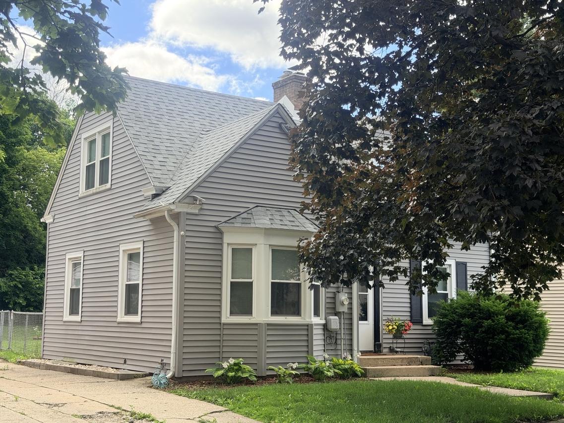 402 S Rockford Ave., Rockford, IL 61104