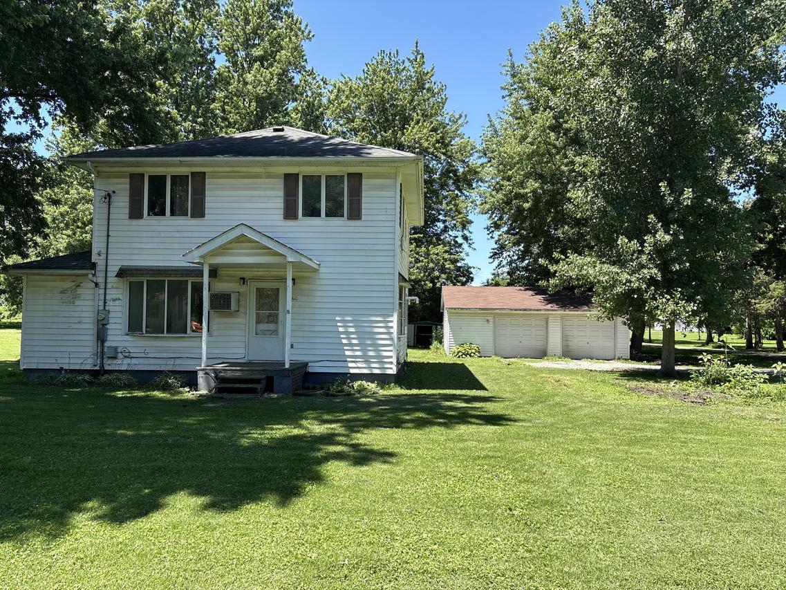 410 N First St., Bellflower, IL 61724
