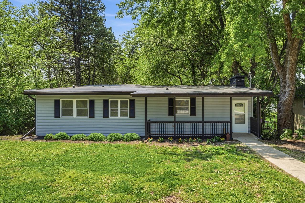 1302 S Lawler Ave., Lombard, IL 60148
