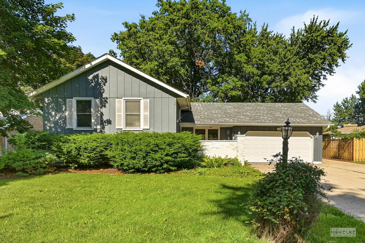 303 Center Pkwy., Yorkville, IL 60560
