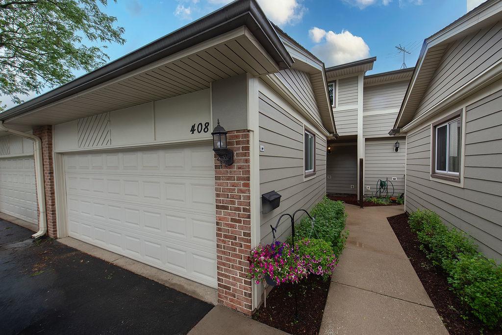 408 Mallard Dr., Deerfield, IL 60015