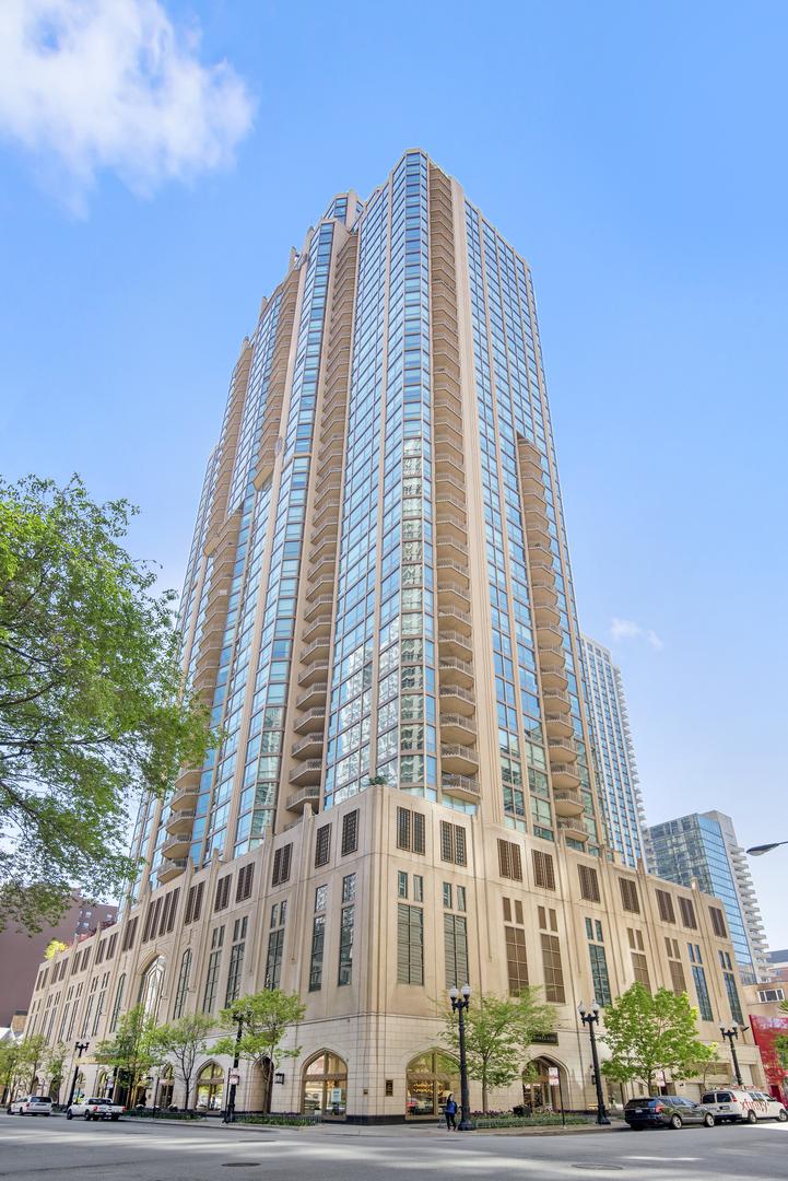 21 E Huron St. #2104, Chicago, IL 60611