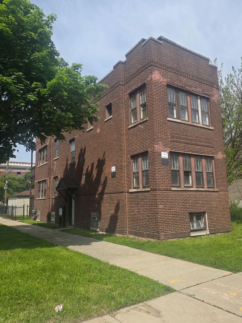 4936 W Maypole Ave., Chicago, IL 60644