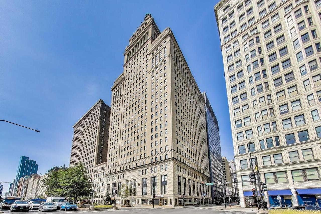 310 S Michigan Ave. #1011, Chicago, IL 60604
