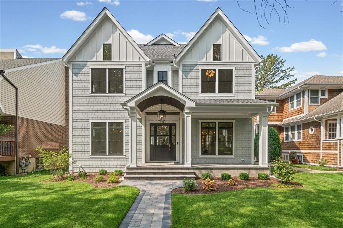2024 Schiller Ave., Wilmette, IL 60091