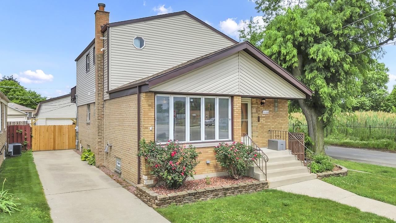 5100 S Rutherford Ave., Chicago, IL 60638