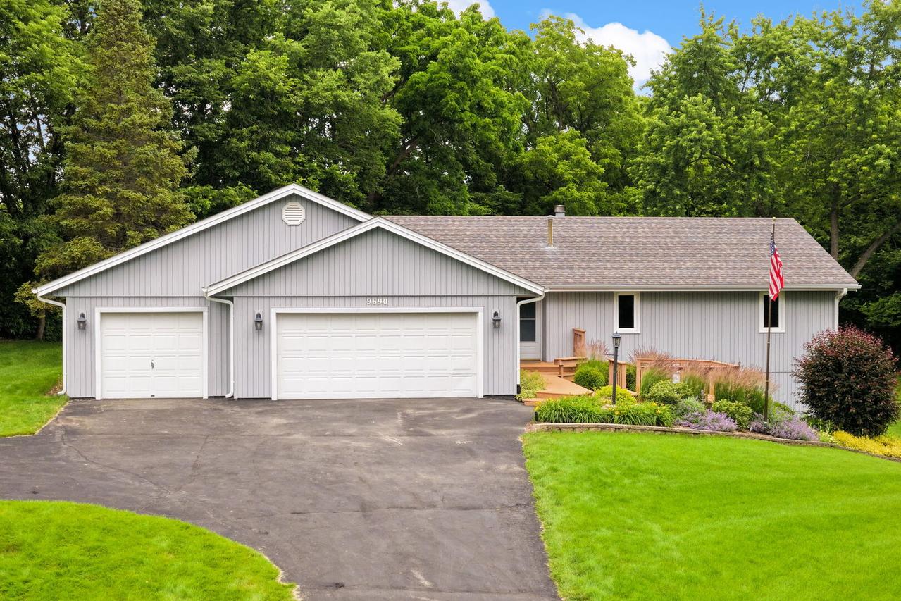 9690 Merino Run, Roscoe, IL 61073