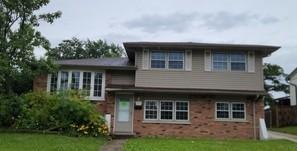 7613 161st Pl., Tinley Park, IL 60477