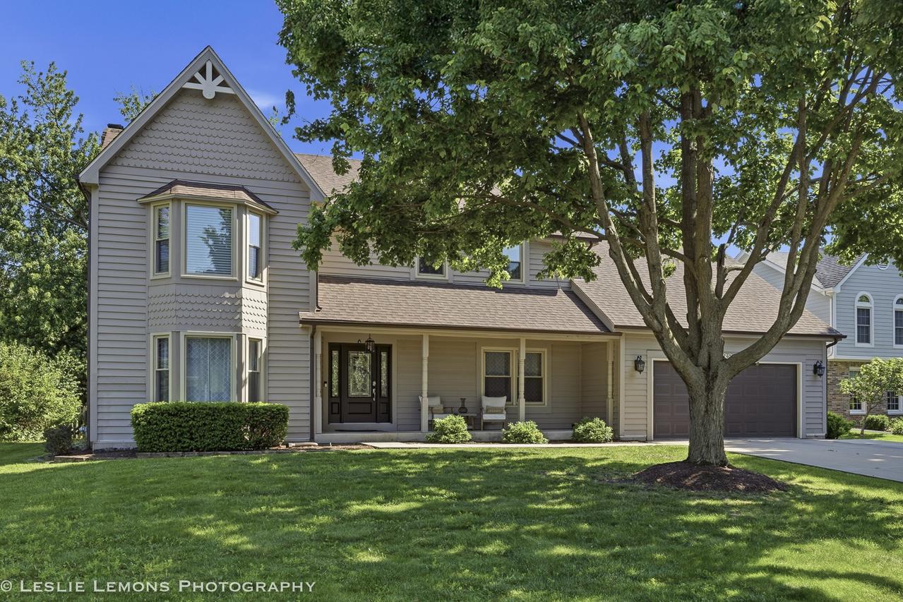 386 Hoyer Ct., Naperville, IL 60565