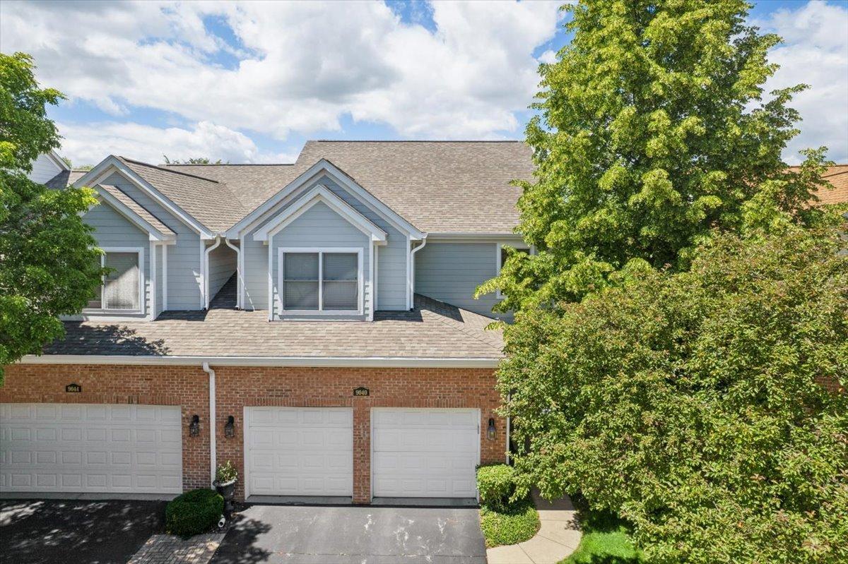 9040 Falcon Greens Dr., Crystal Lake, IL 60014