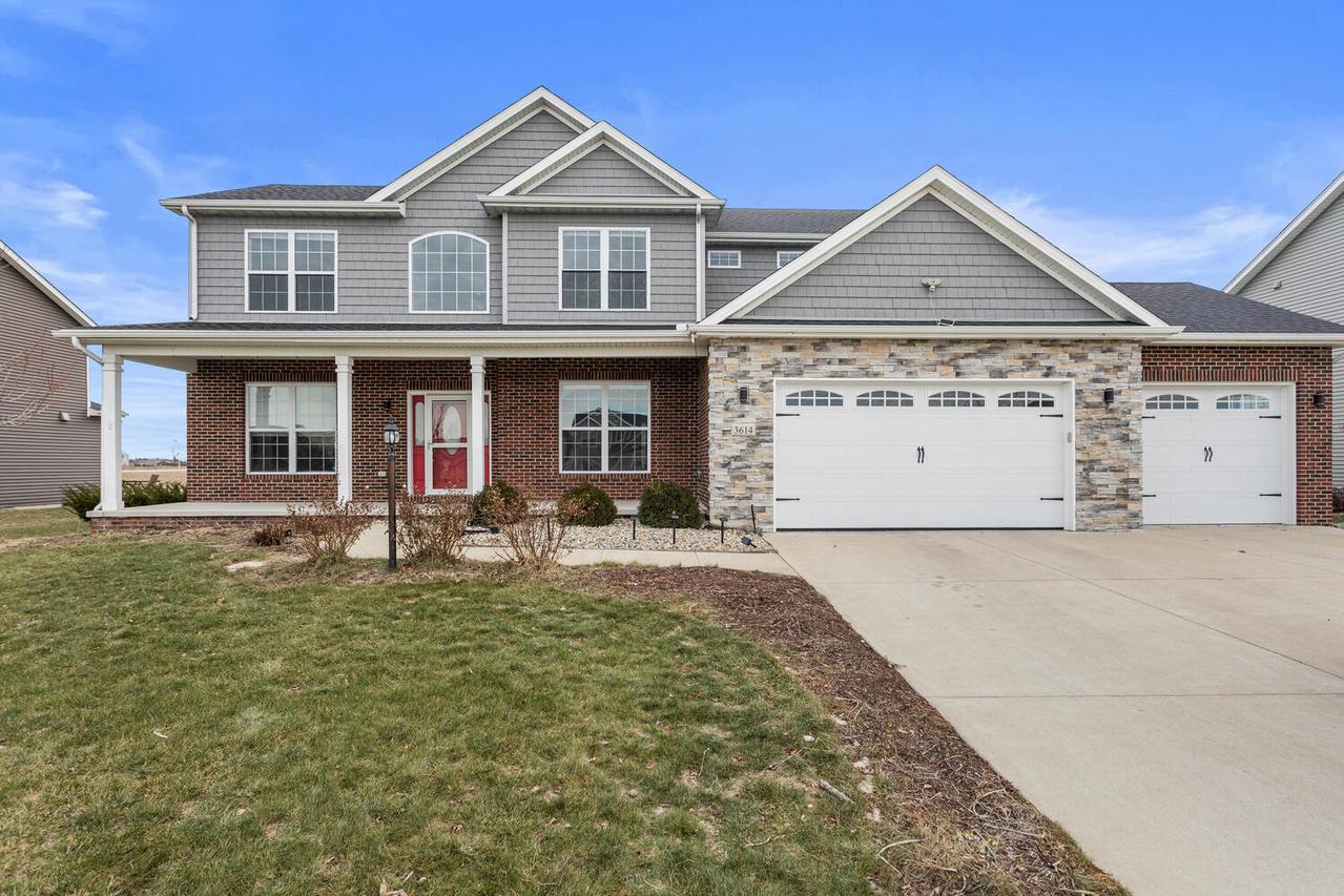 3614 Freedom Blvd., Champaign, IL 61822