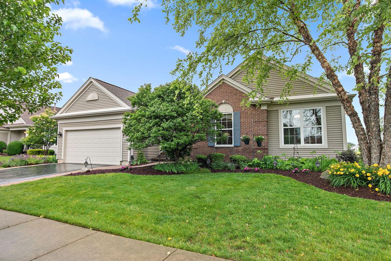13048 Farm Hill Dr., Huntley, IL 60142