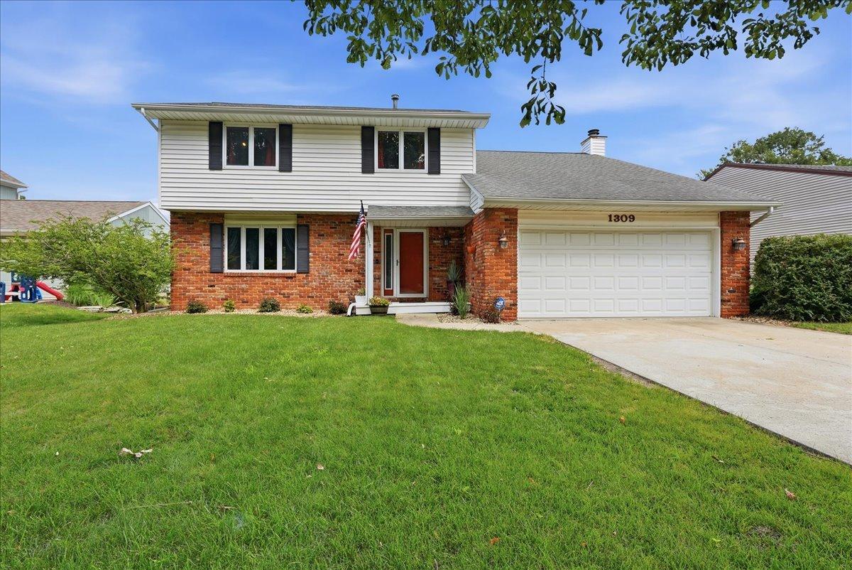 1309 Dianne Dr., Bloomington, IL 61704