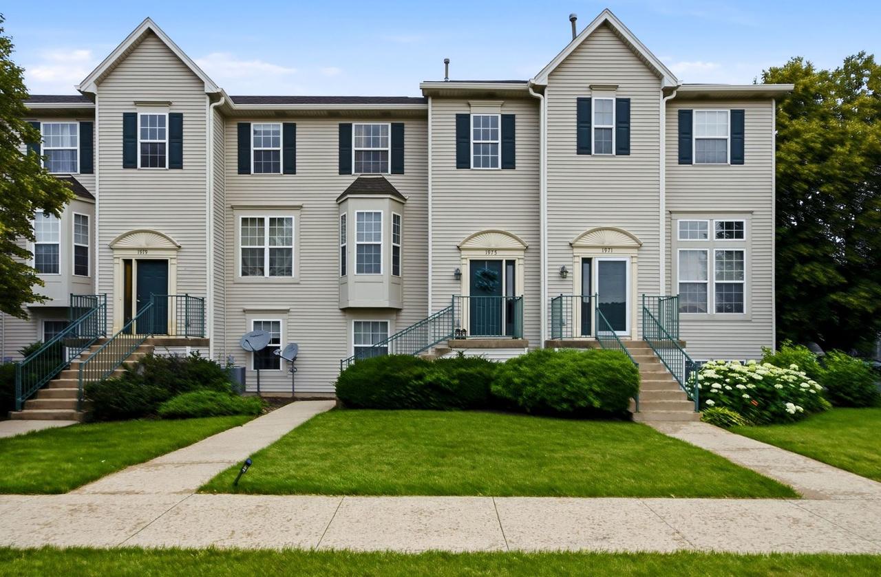1975 Grandview Pl., Montgomery, IL 60538