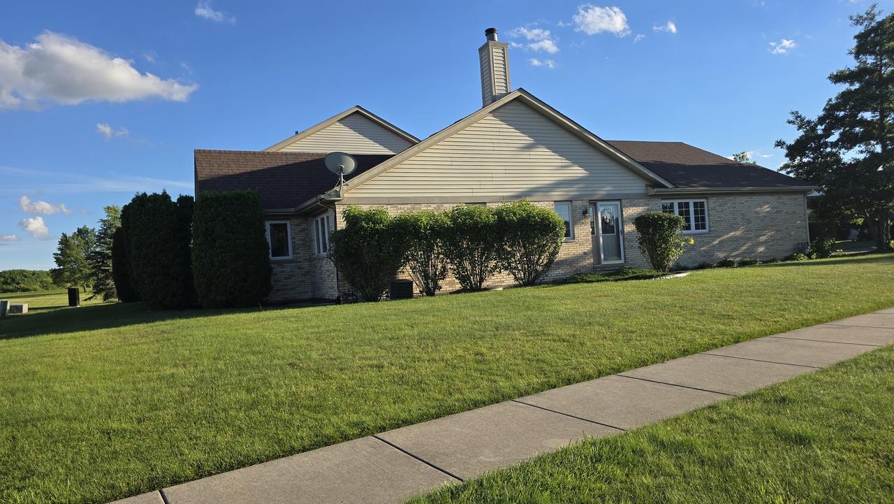 53 Odyssey Dr., Tinley Park, IL 60477