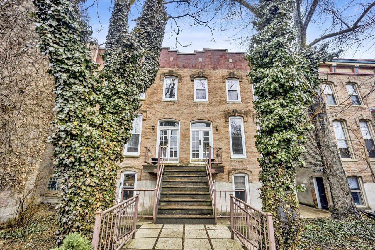 839 S Laflin St. #3, Chicago, IL 60607