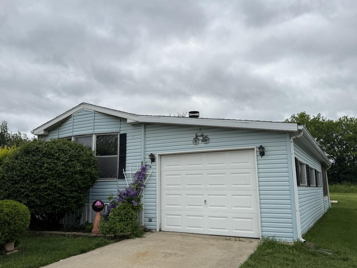 664 Huntsbridge Rd., Matteson, IL 60443