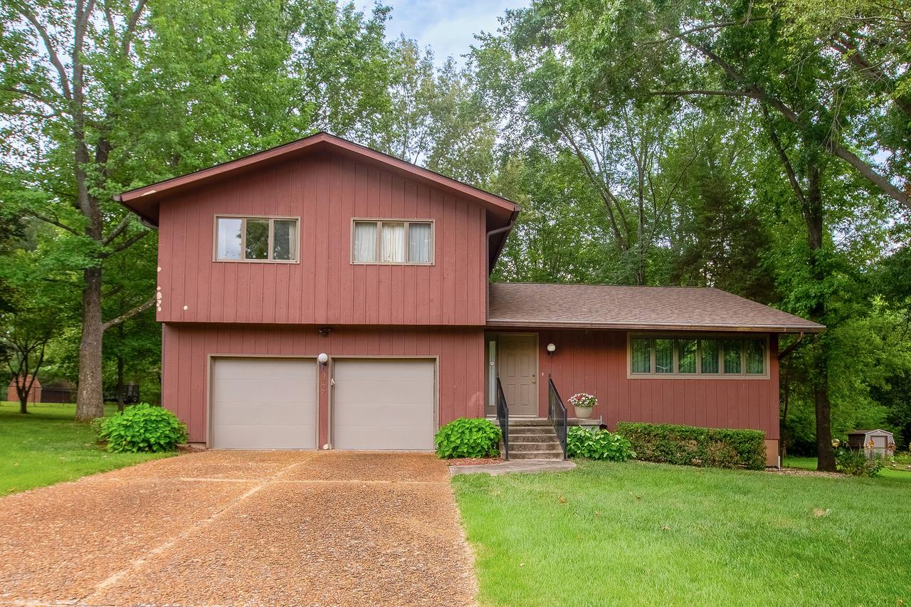 3007 W Kent Dr., Carbondale, IL 62901
