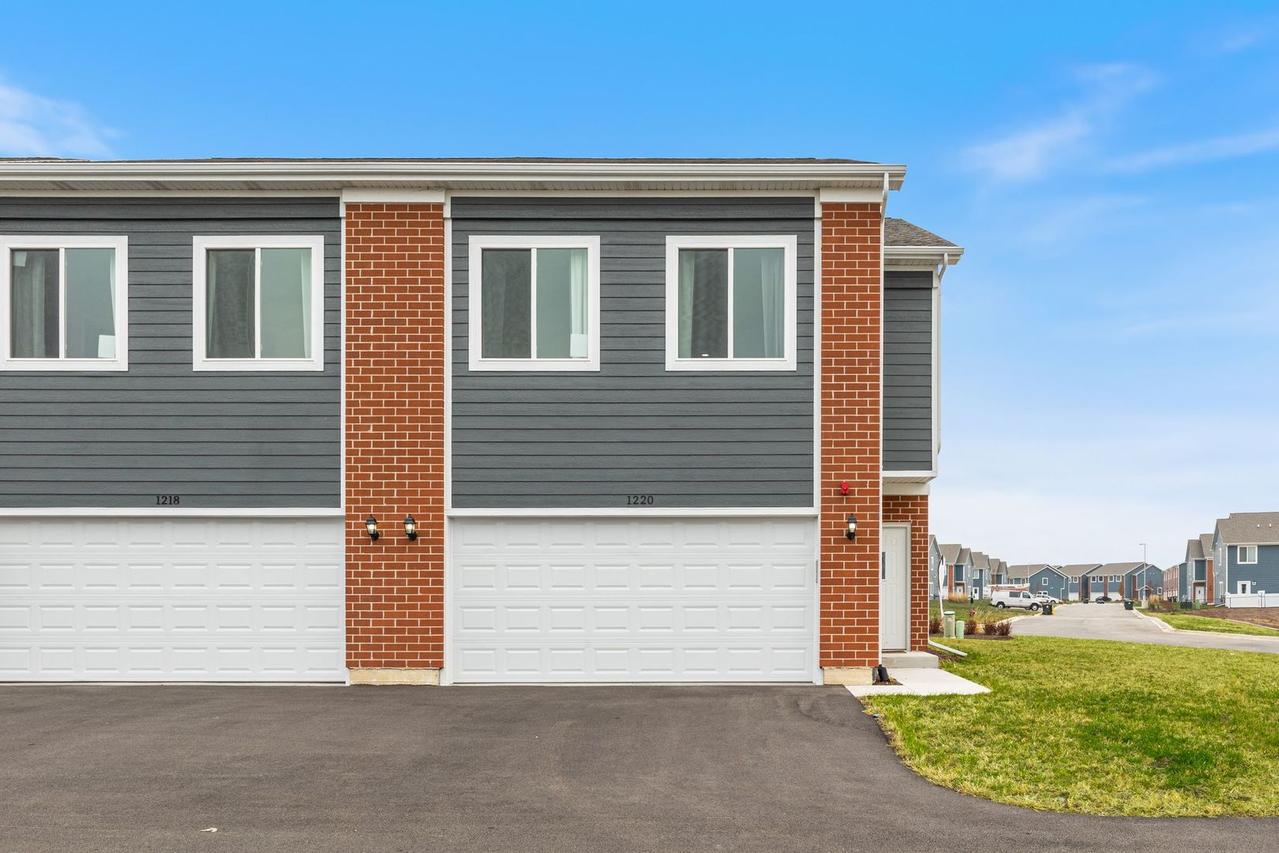 1201 Gillespie Ln., Yorkville, IL 60560