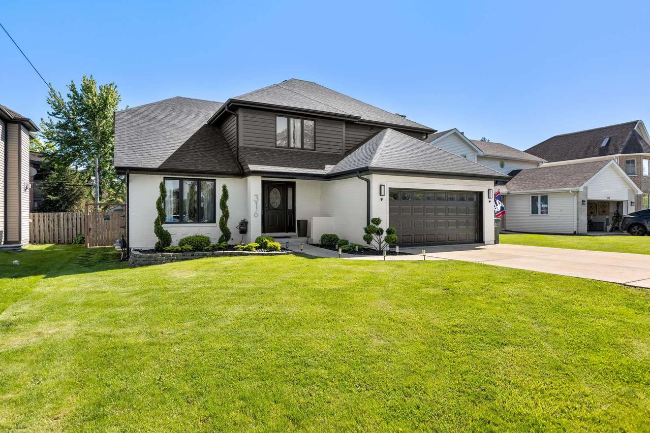 316 Oak Meadows Dr., Wood Dale, IL 60191
