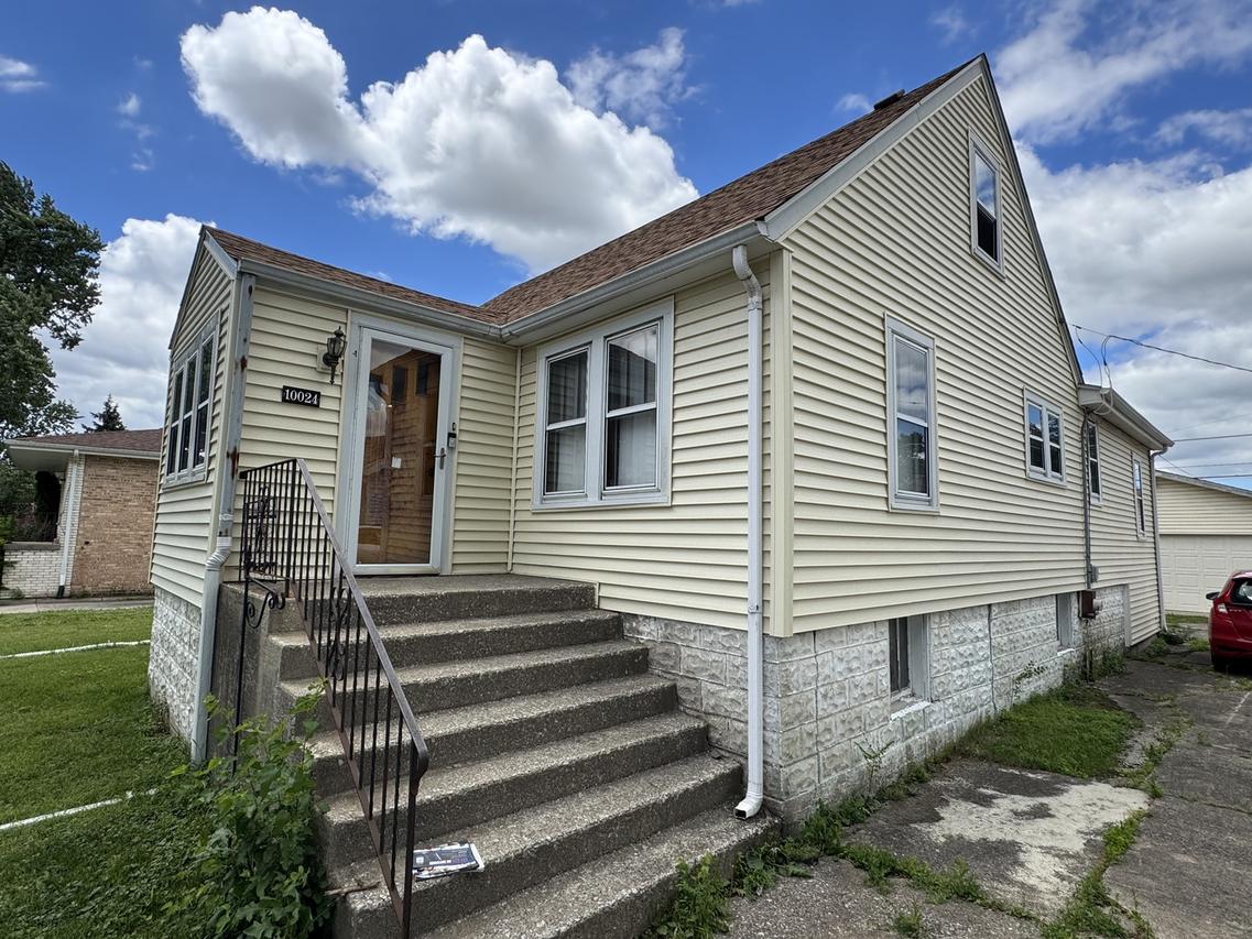 10024 Merrimac Ave., Oak Lawn, IL 60453