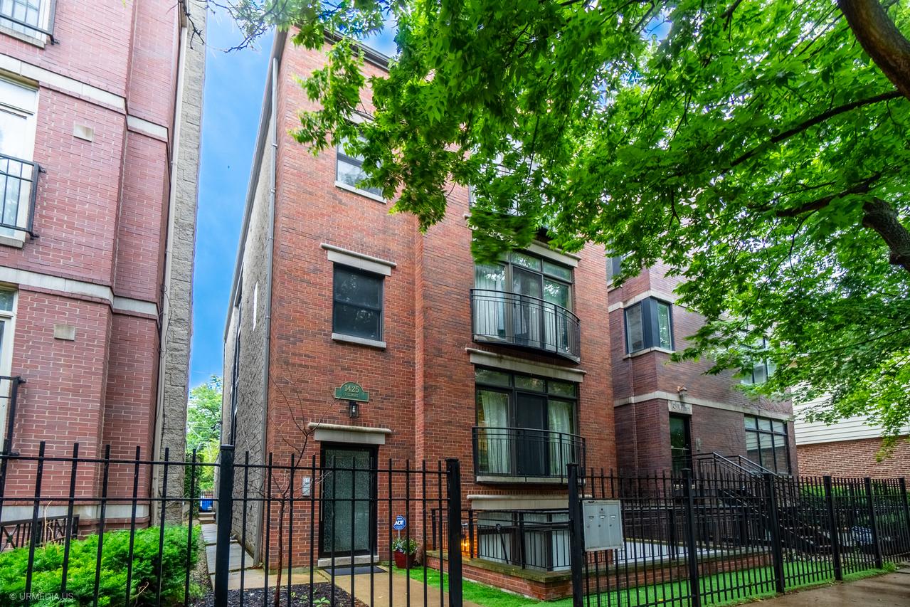 1425 W Fillmore St. #1, Chicago, IL 60607