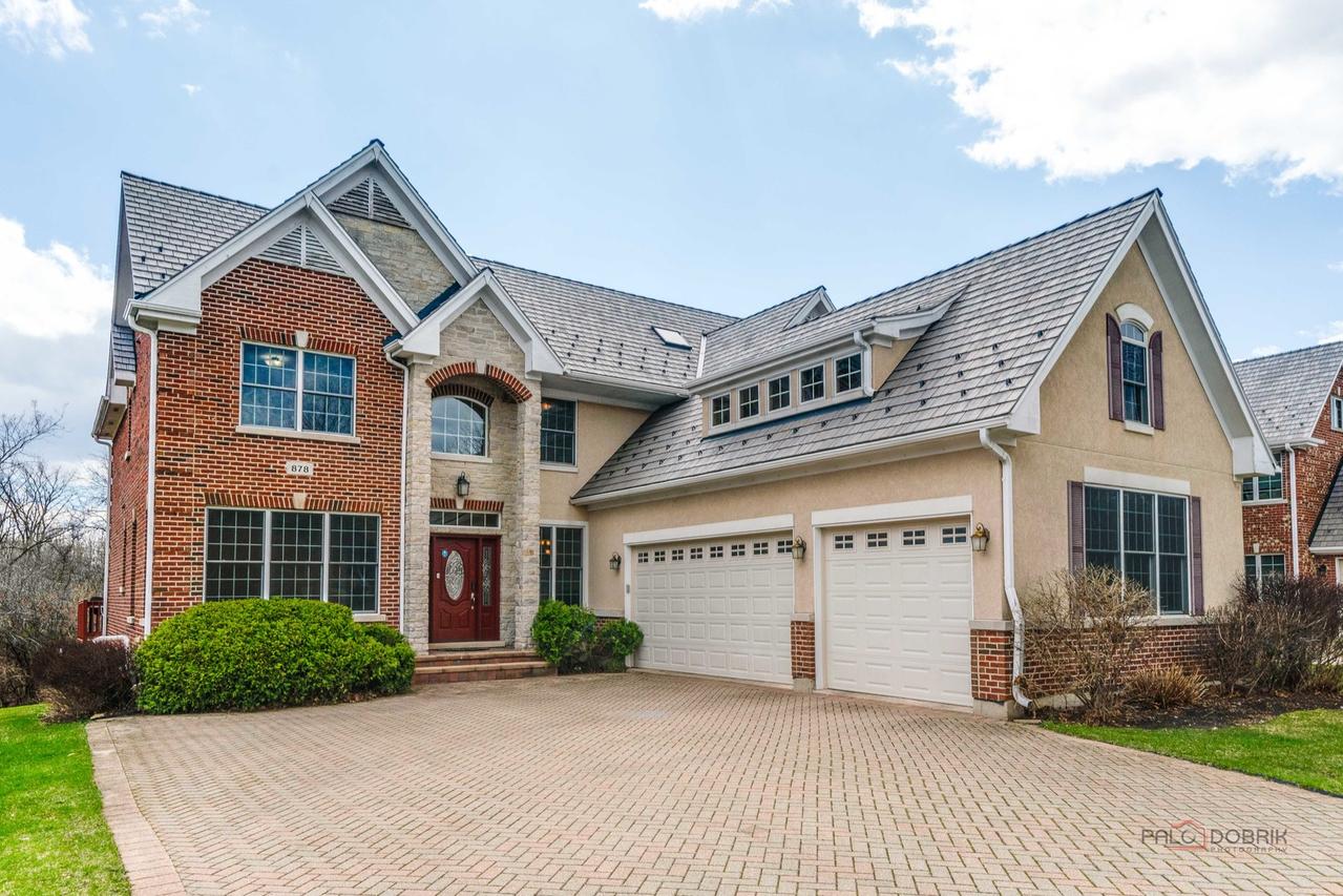 878 Writer Ct., Vernon Hills, IL 60061