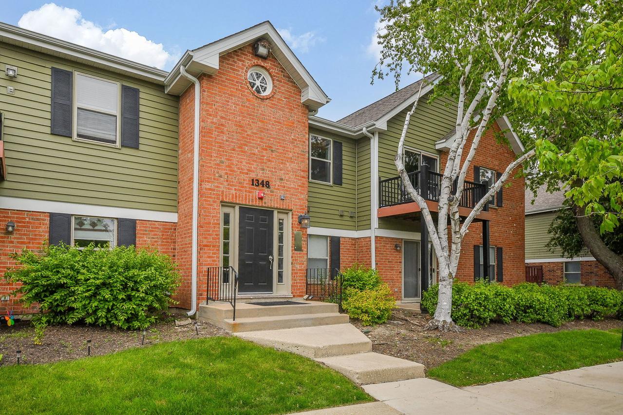 1348 Mc Dowell Rd. #204, Naperville, IL 60563