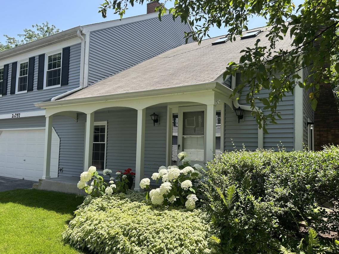 2S757 Timber Dr., Warrenville, IL 60555