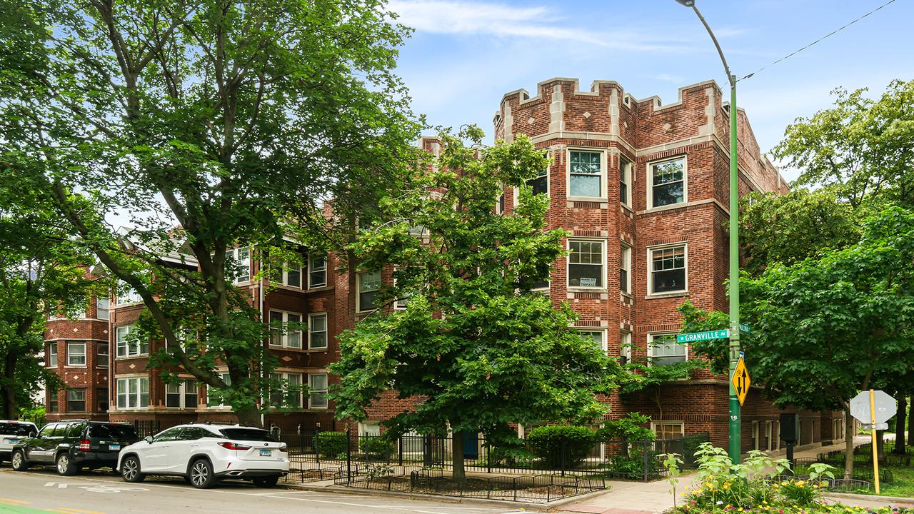 1637 W Granville Ave. #3, Chicago, IL 60660