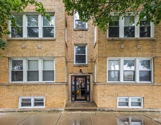 New Homes with Master Bedrooms on the 1st Floor in Irving Park: June 20th to June 26th