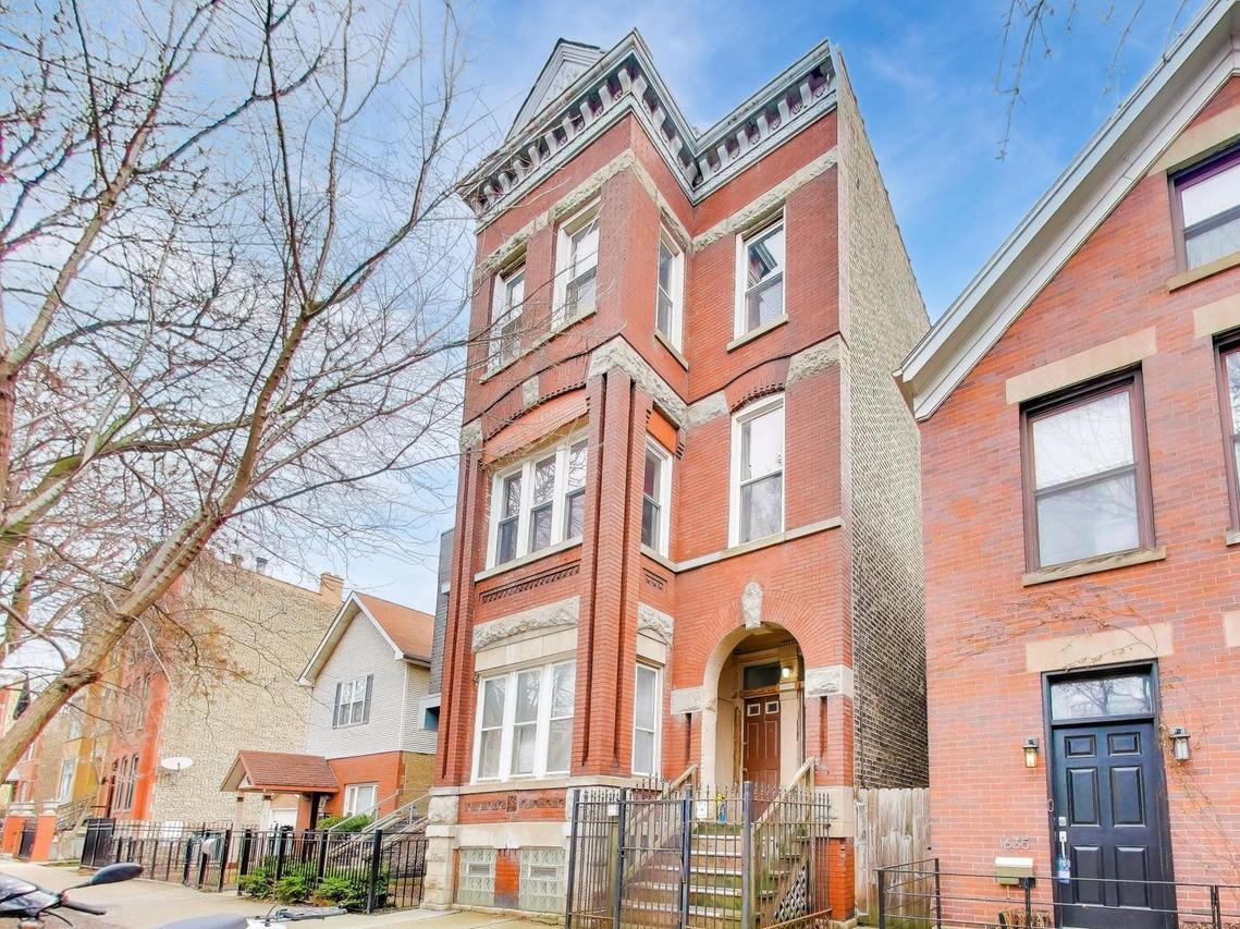 1639 N Claremont Ave., Chicago, IL 60647