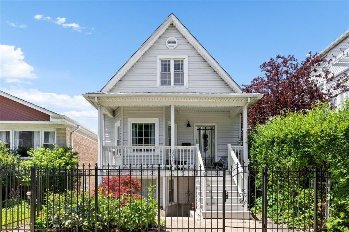 3020 N Francisco Ave., Chicago, IL 60618