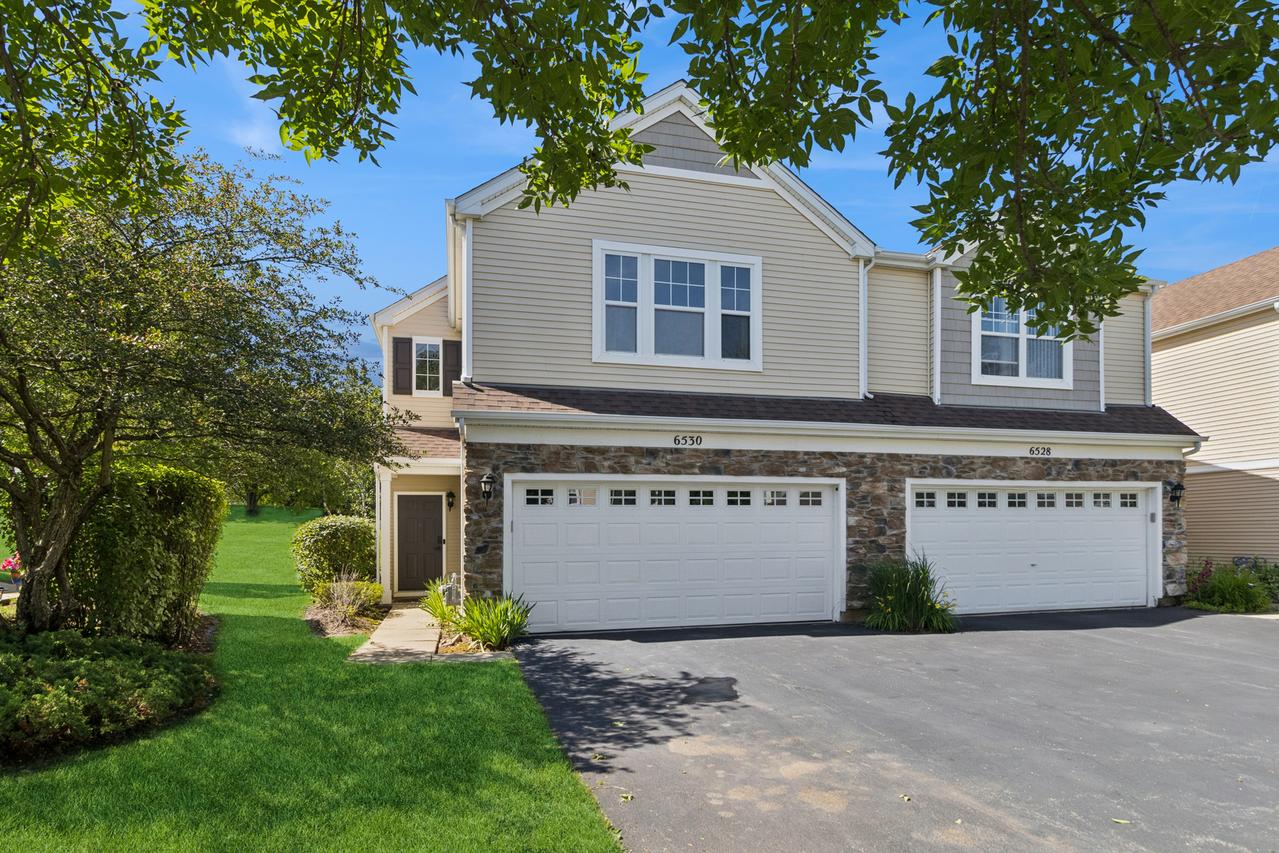 6530 Marble Ln., Carpentersville, IL 60110