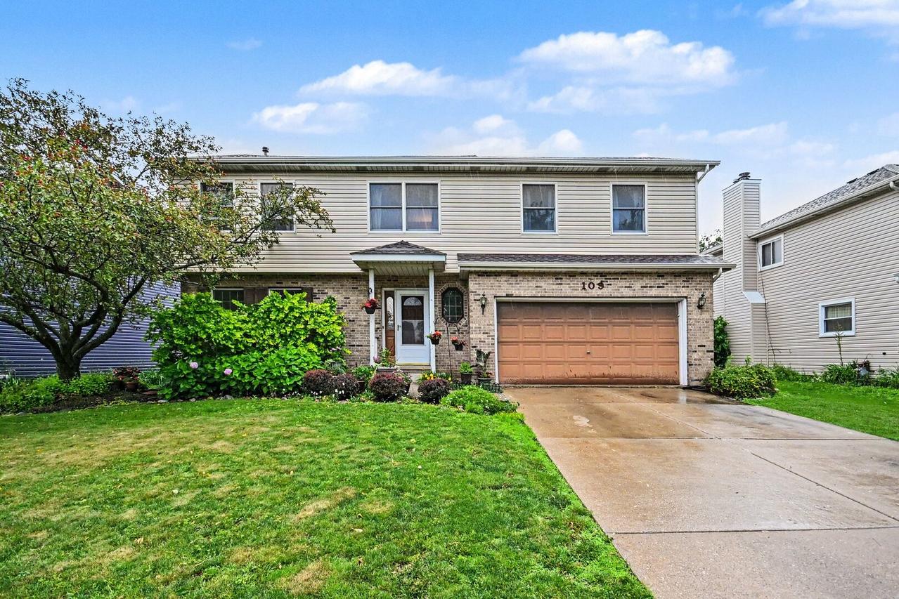 109 S Canyon Dr., Bolingbrook, IL 60490