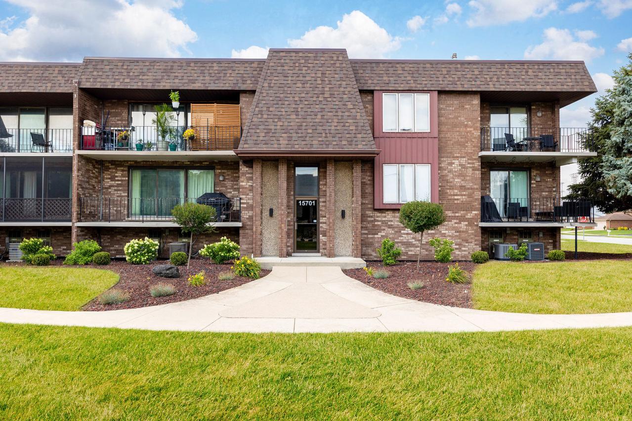 15701 Brassie Ct. #2N, Orland Park, IL 60462
