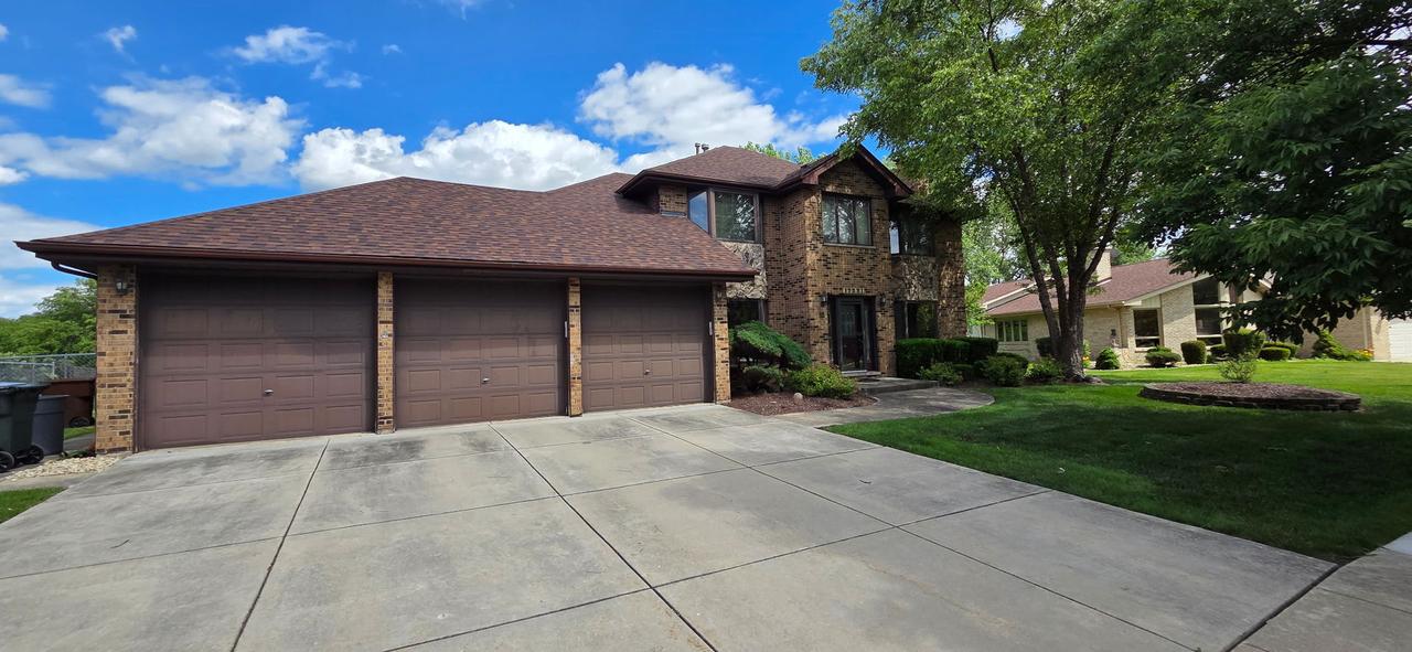 17221 Dooneen Ave., Tinley Park, IL 60477